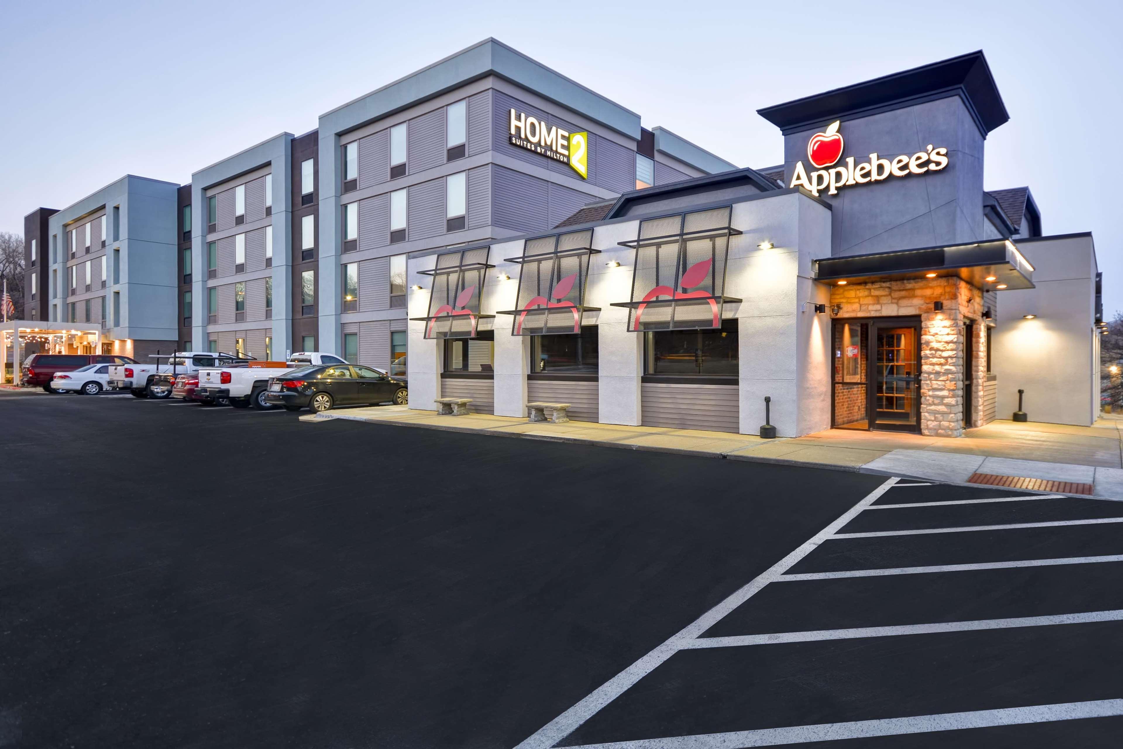 Home2 Suites By Hilton Kansas City Ku Medical Center Εξωτερικό φωτογραφία